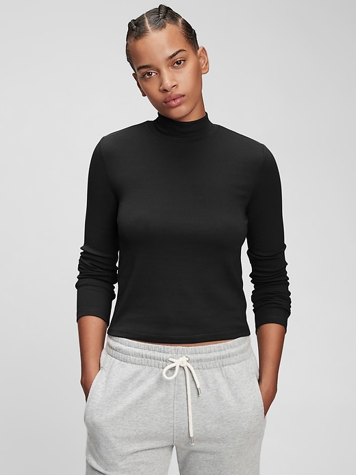 1 of 8 showing, with the color true black of product Modern Cropped Mockneck T-Shirt