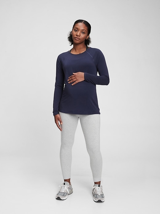 Image number 3 showing, Maternity GapFit Breathe T-Shirt