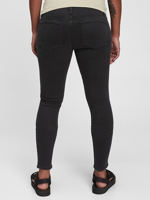 Image number 2 showing, Maternity Full Panel Favorite Jeggings with Washwell&#153