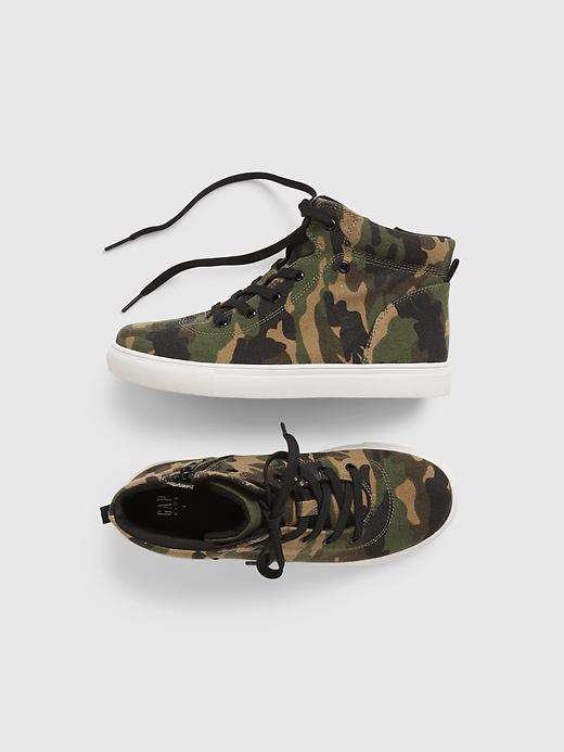 1 of 8 showing, with the color camouflage of product Kids Camo Sneakers