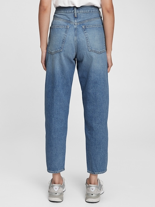 Image number 2 showing, High Rise Barrel Jeans with Washwell