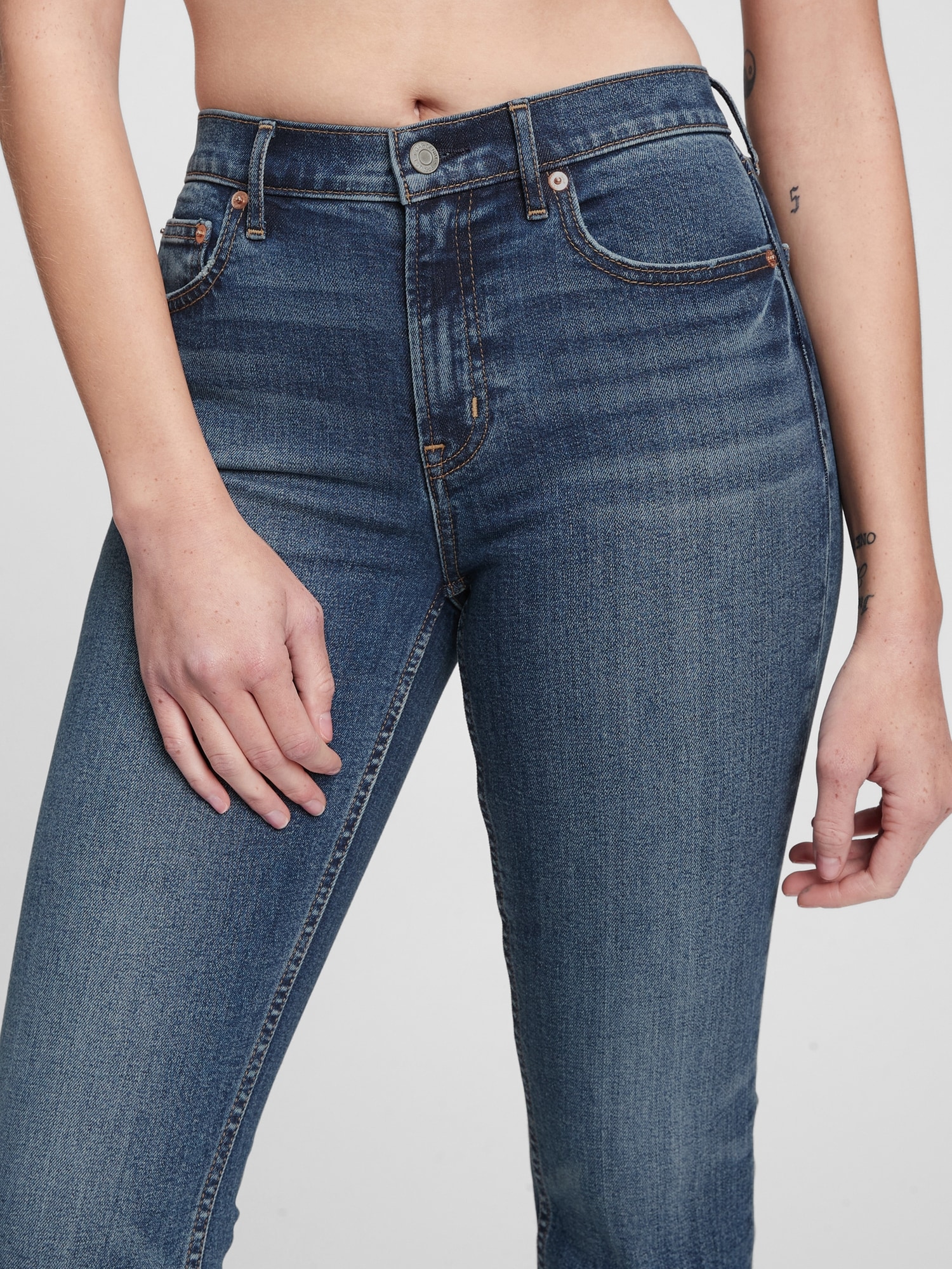 Mid Rise Vintage Slim Jeans with Washwell Gap