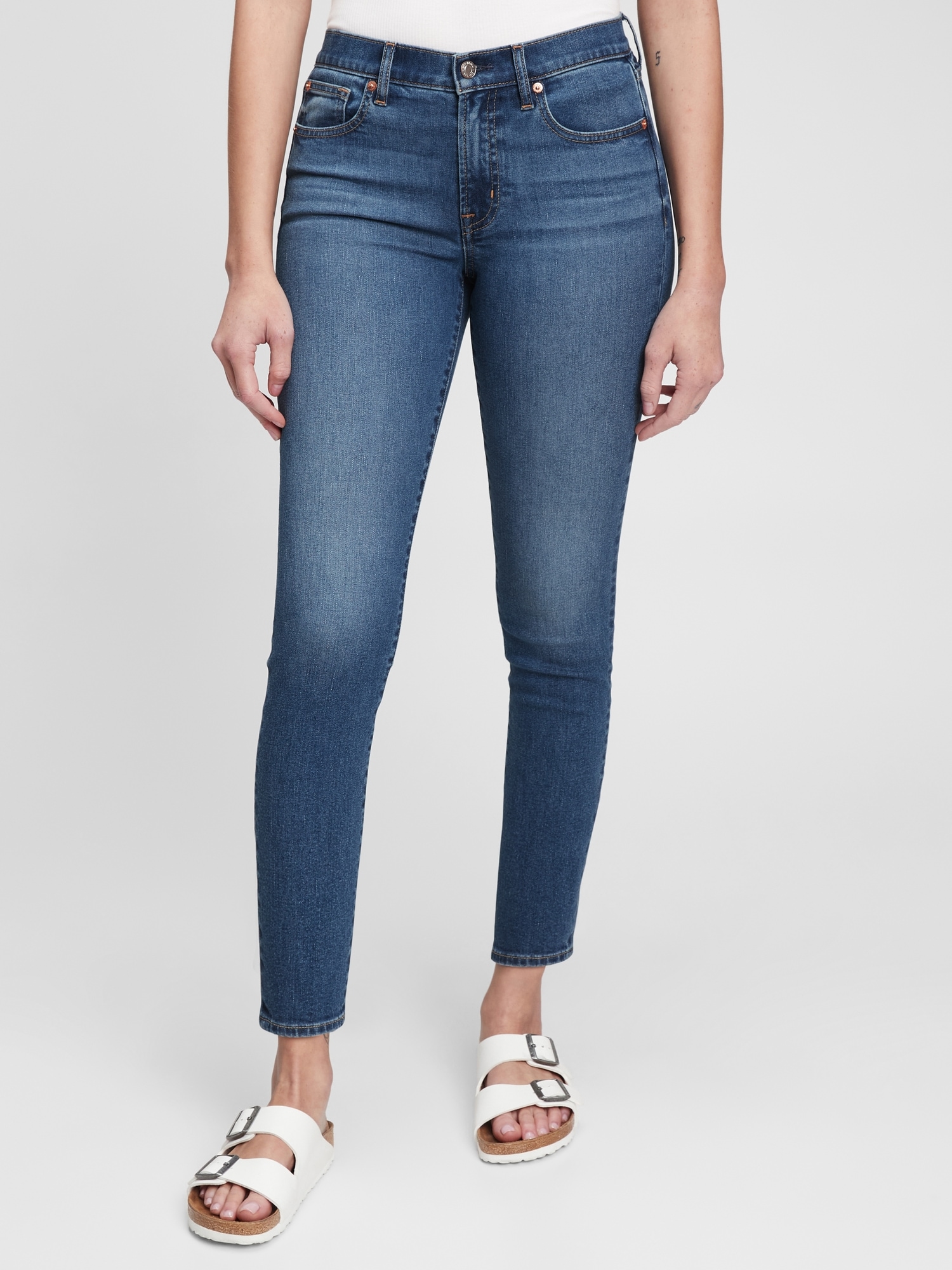 Gap Mid Rise True Skinny Jeans With Washwell In Medium Indigo