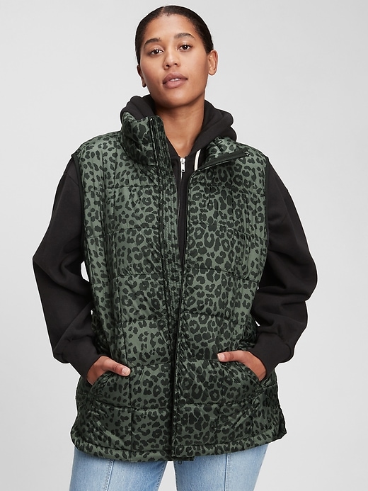 Image number 4 showing, Recycled Nylon Relaxed Lightweight Puffer Vest