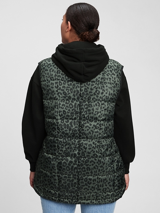 Image number 5 showing, Recycled Nylon Relaxed Lightweight Puffer Vest