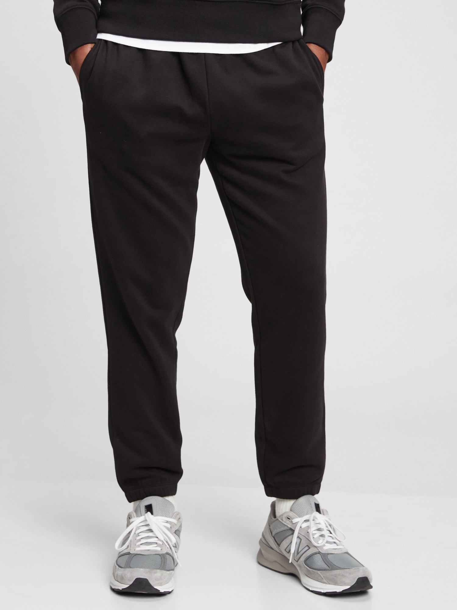 Gap Vintage Soft Joggers In Black