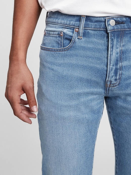 Image number 4 showing, Soft Flex Slim Jeans with Washwell&#153