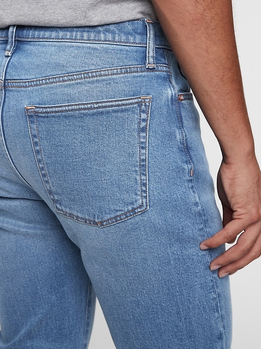 Image number 4 showing, Soft Flex Straight Jeans with Washwell