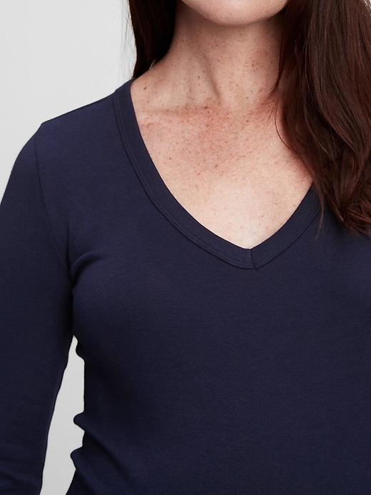 Image number 4 showing, Maternity Modern V-Neck T-Shirt