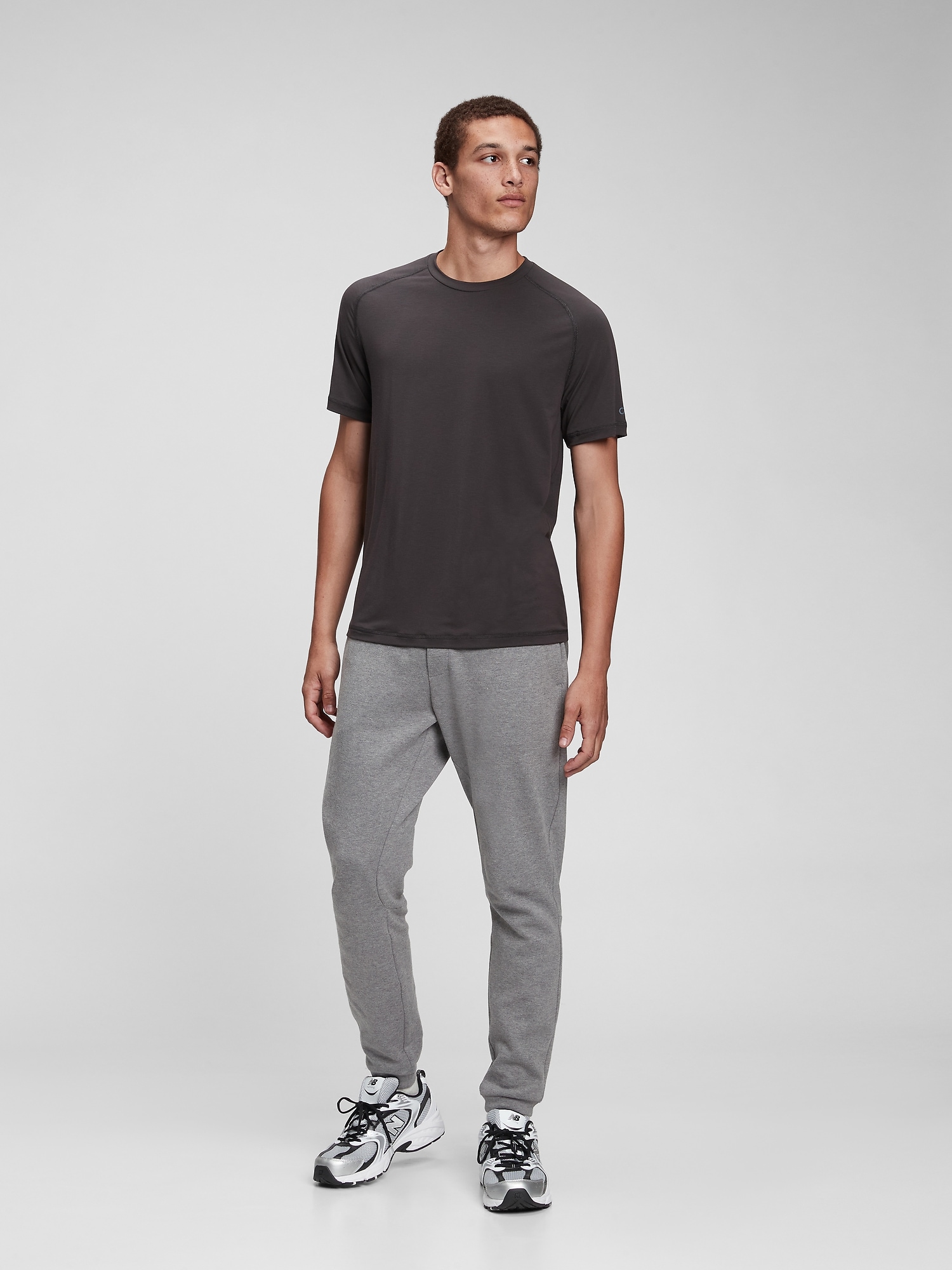 Gap Fit Tech Slim Joggers gray. 1