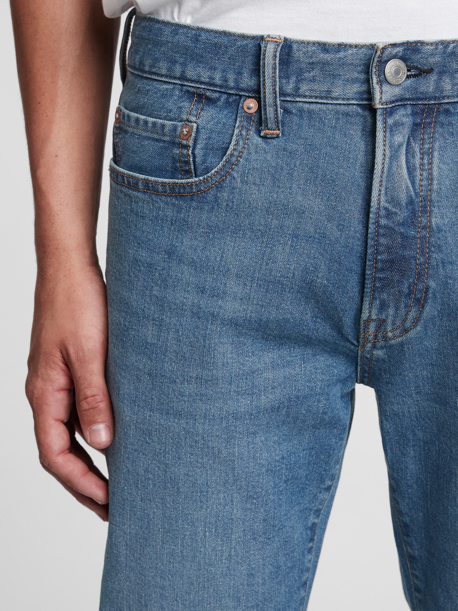 The Gen Good Slim Fit Jeans with Washwell™ | Gap