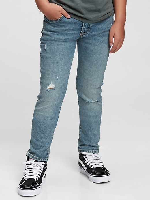 2 of 8 showing, with the color light wash of product Kids Slim Taper Jeans with Washwell™
