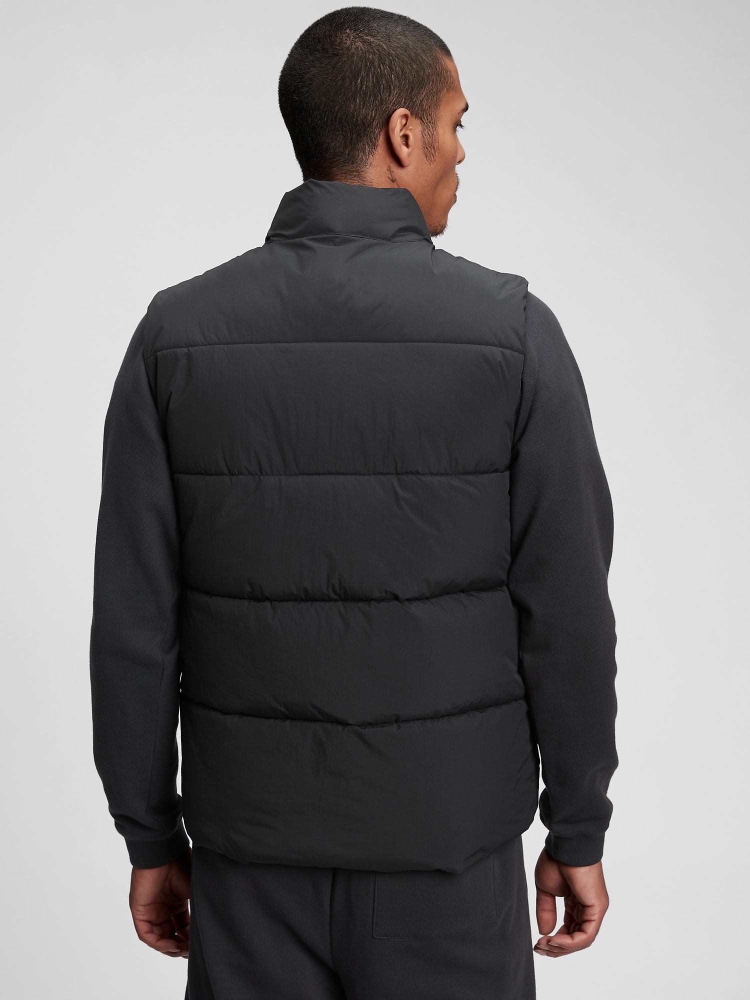 gap black puffer vest
