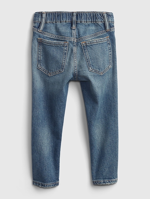 Image number 2 showing, Toddler Easy Taper Distressed Jeans with Washwell&#153