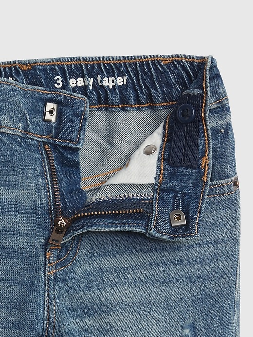 Image number 3 showing, Toddler Easy Taper Distressed Jeans with Washwell&#153