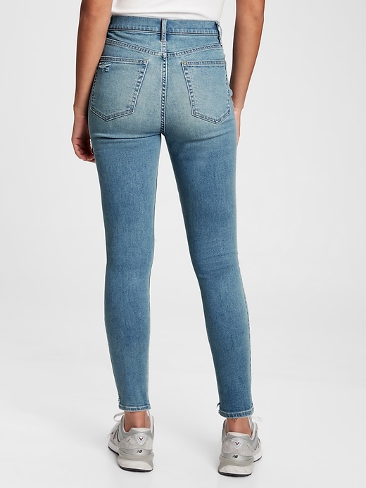 Image number 2 showing, Sky High Rise True Skinny Jeans with Washwell