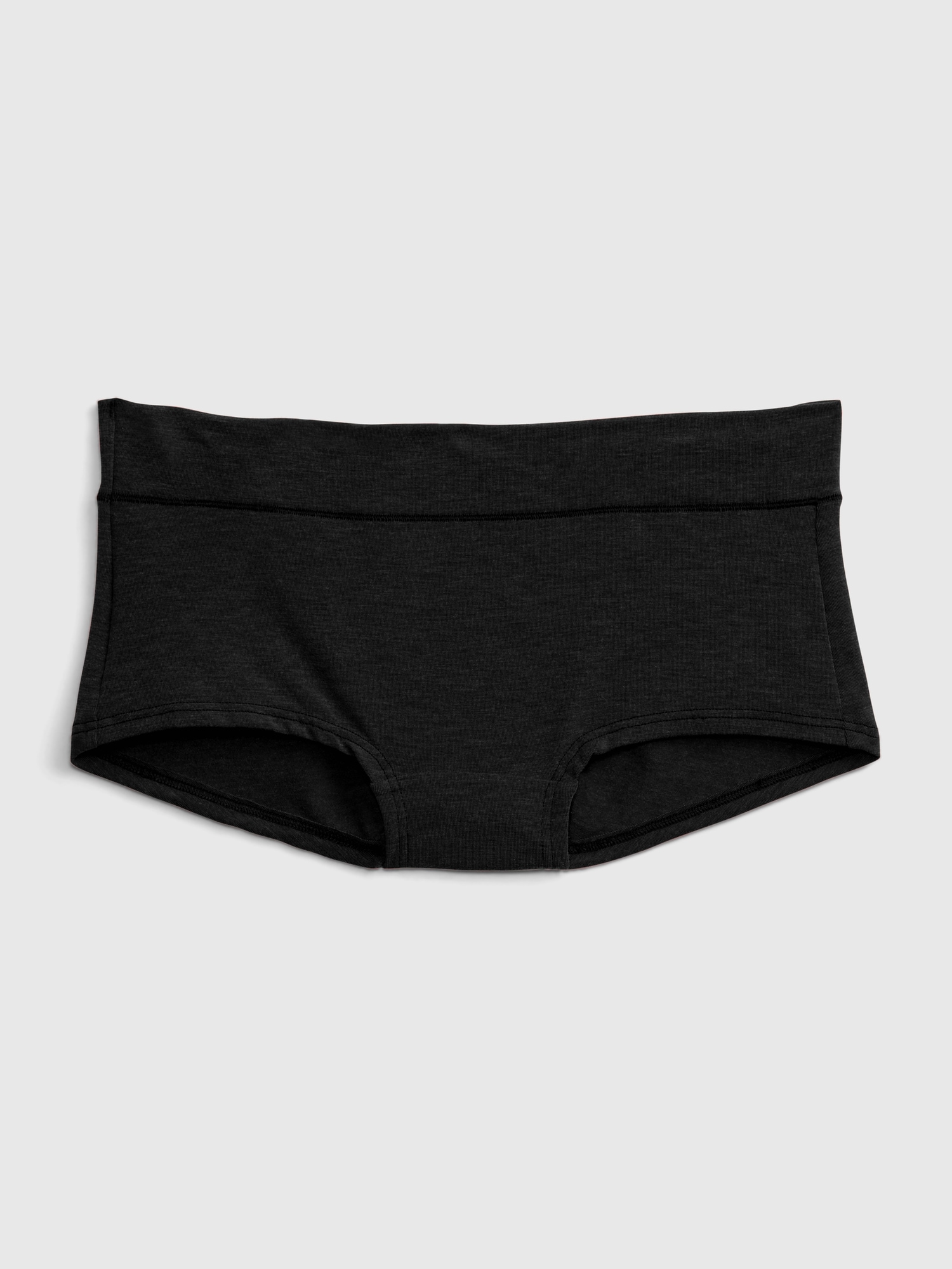 Gap Breathe Shorty black. 1