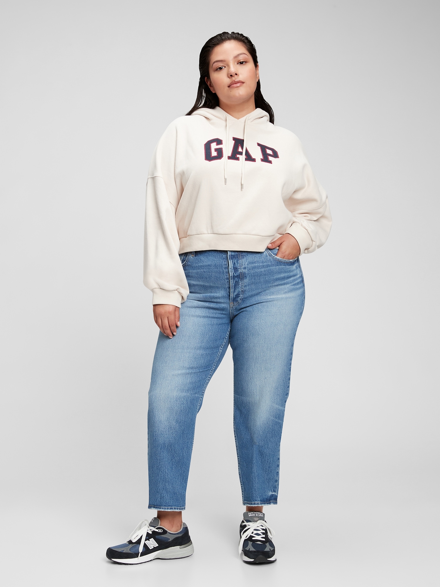 gap high rise cheeky straight