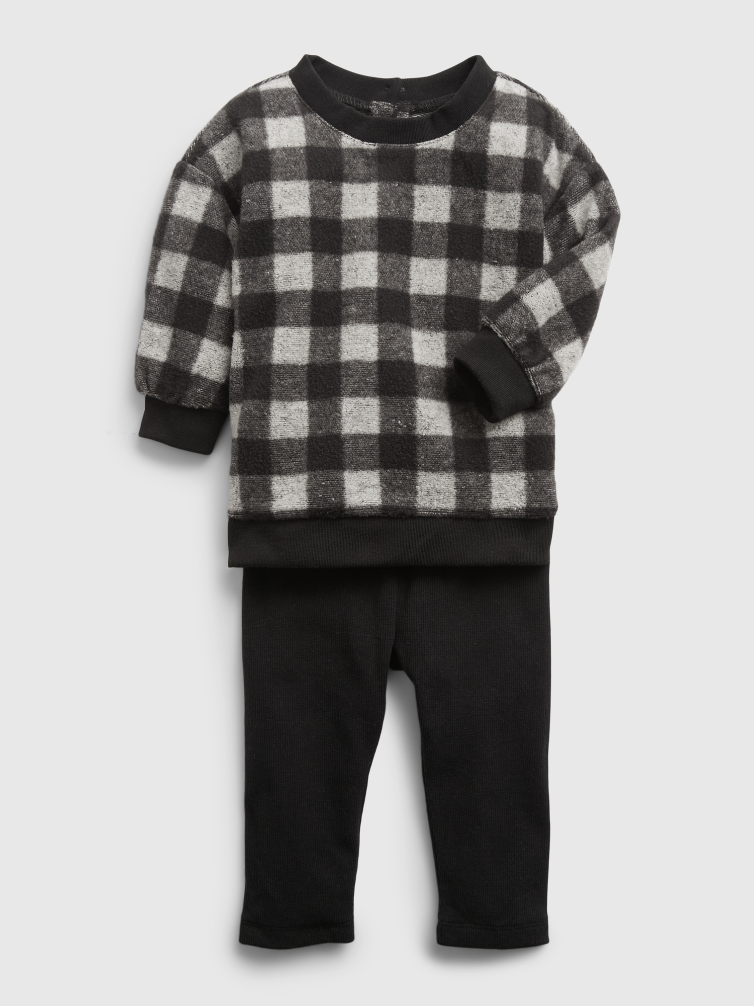 sherpa sweater outfit