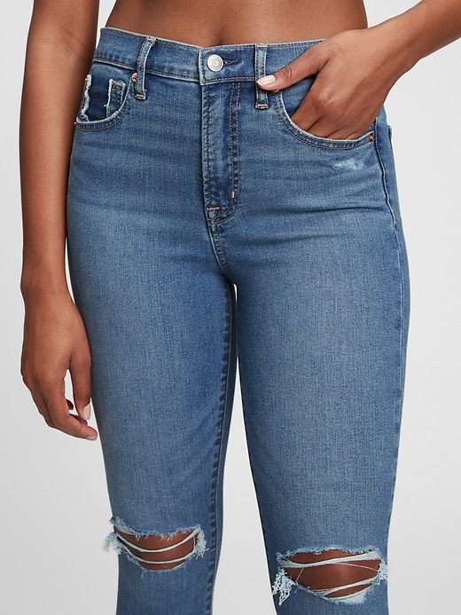 Image number 3 showing, High Rise True Skinny Jeans with Washwell