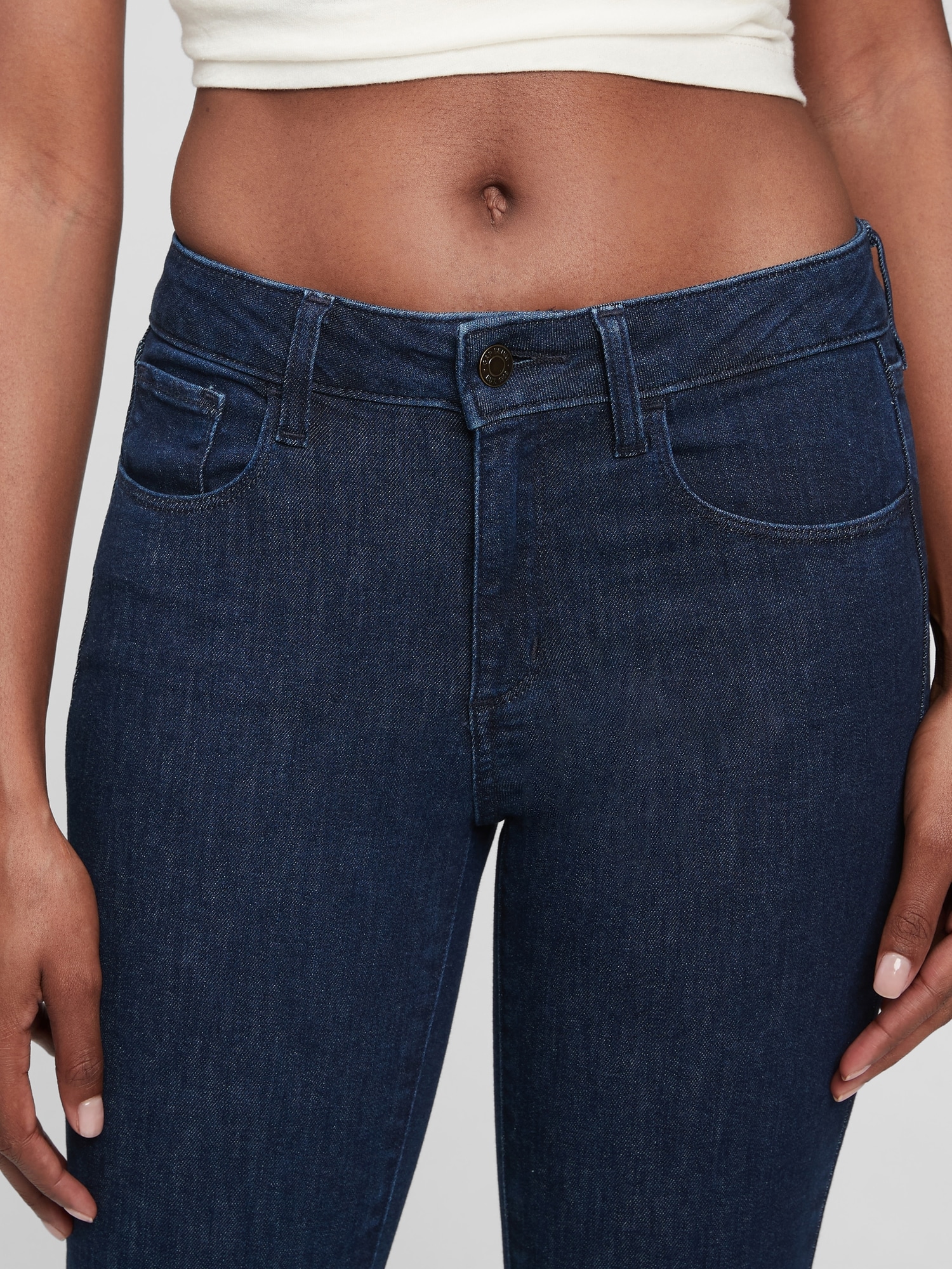Mid Rise Universal Jegging with Washwell | Gap