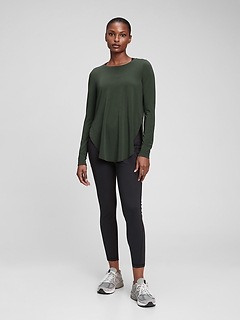 gap yoga tops