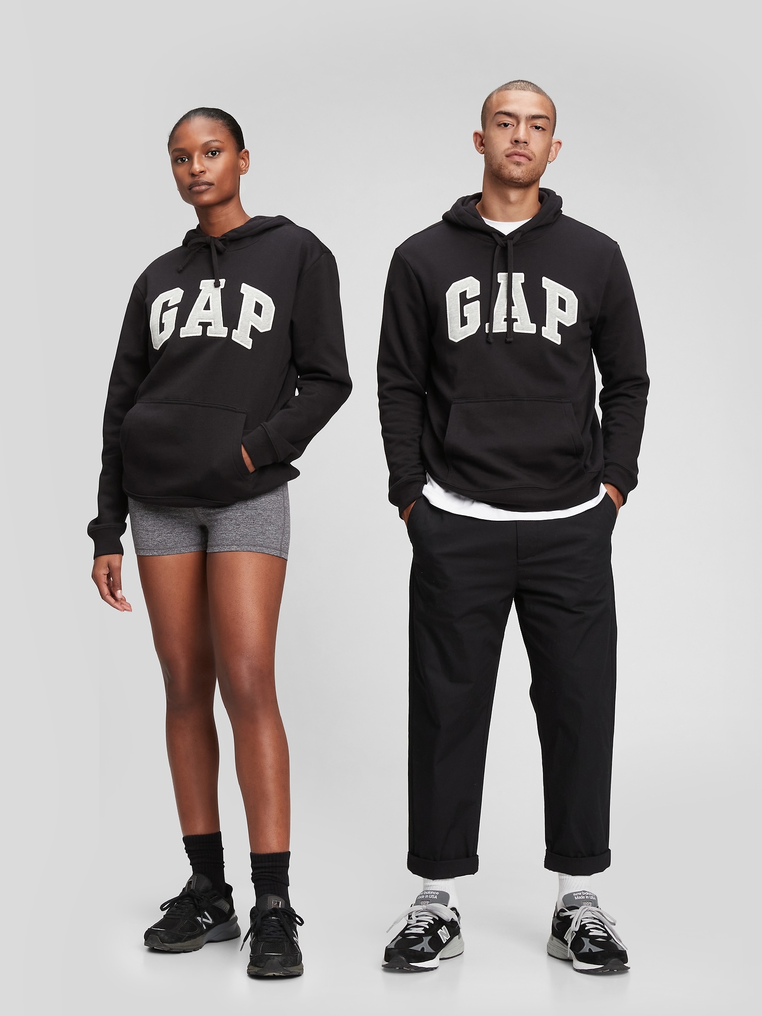 Gap Arch Logo Hoodie In Black