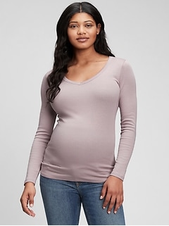 Maternity Modern V-Neck T-Shirt | Gap