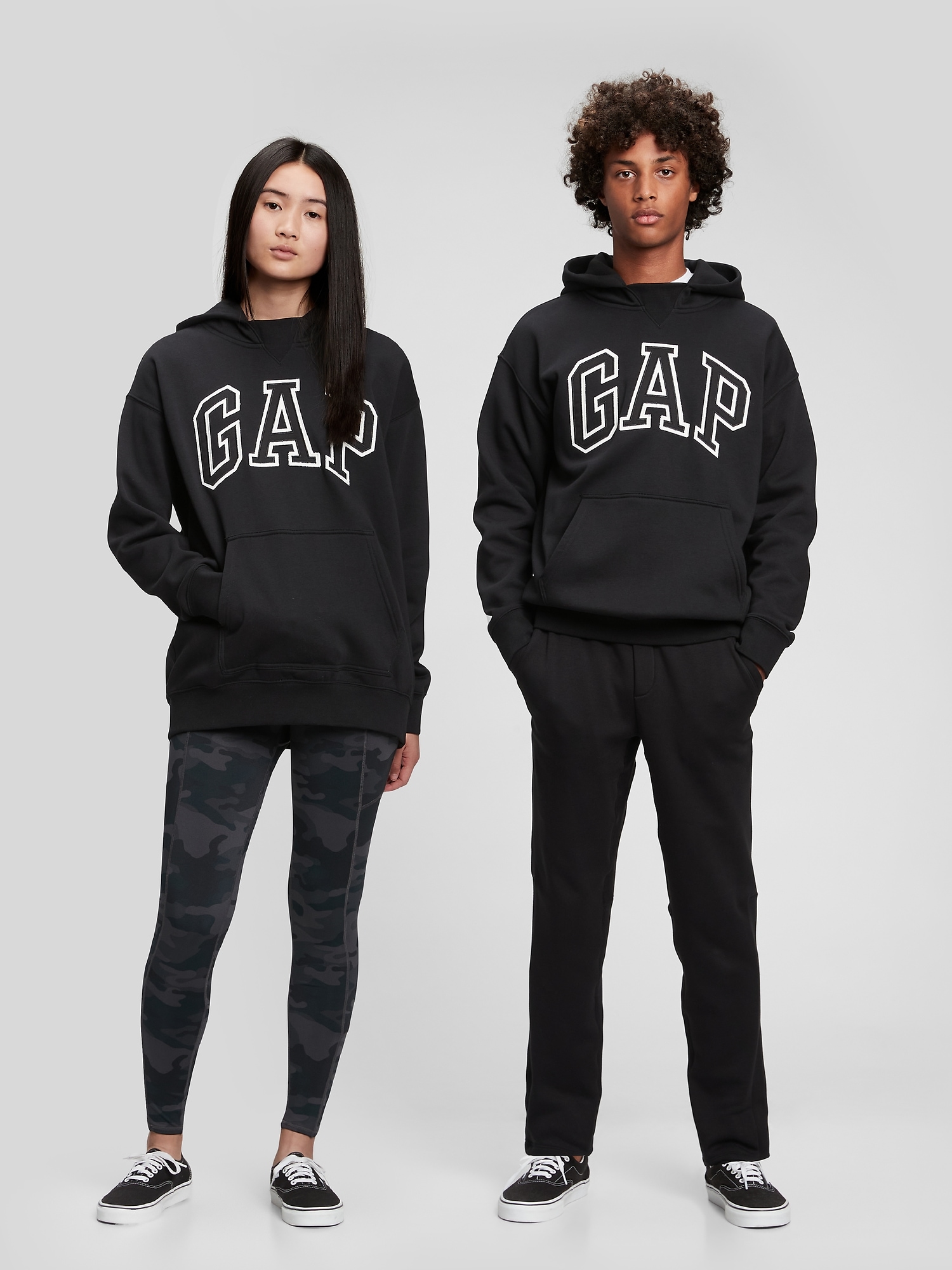 Gap Teen Gap Logo Hoodie black. 1