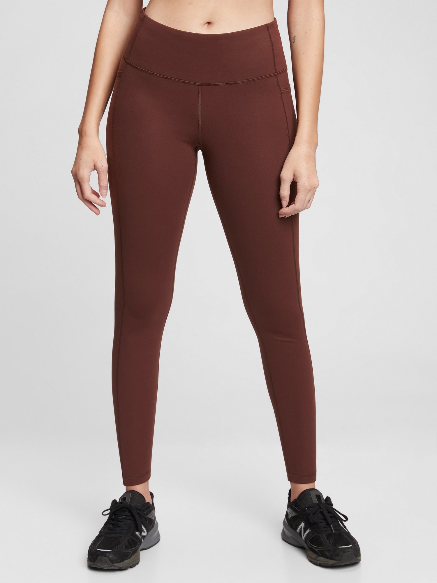 GapFit Sky High Rise Brushed Jersey V-Front Leggings