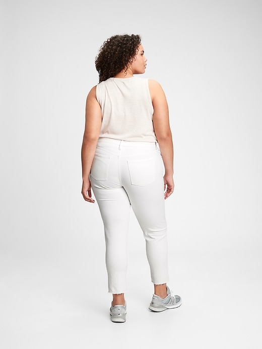 Image number 6 showing, Mid Rise Girlfriend Jeans with Washwell