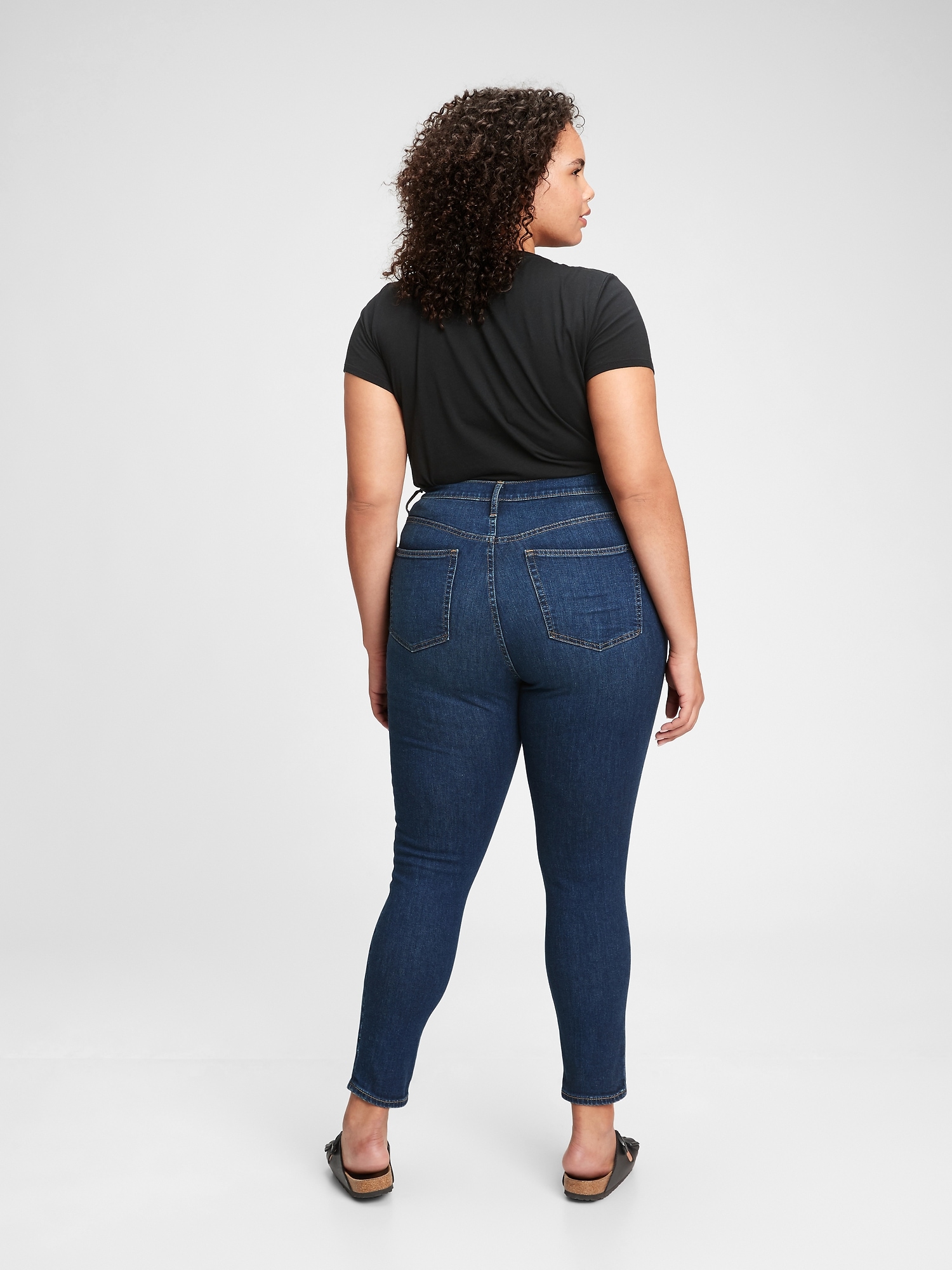 Sky High Rise True Skinny Jeans with Secret Smoothing Pockets