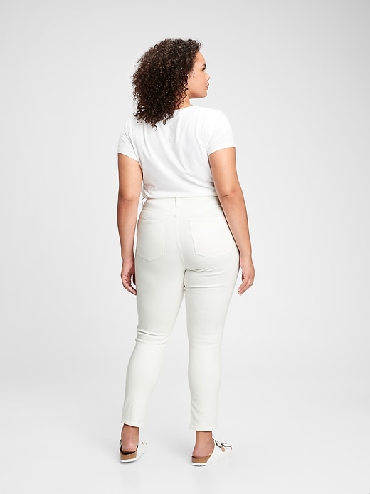 Image number 8 showing, Sky High Rise True Skinny Jeans with Secret Smoothing Pockets With Washwell&#153