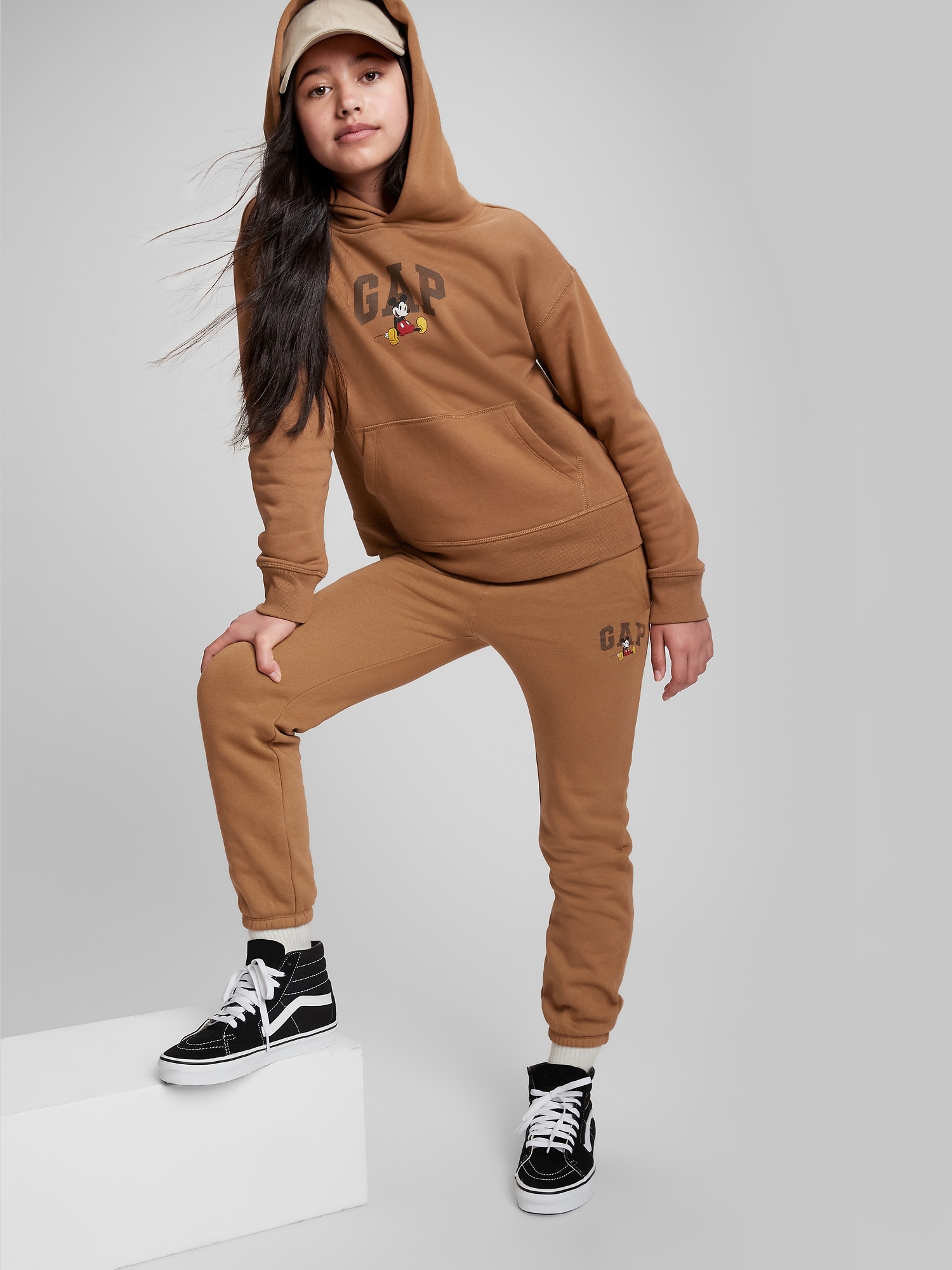 Gap x Disney Kids Graphic Pull-On Joggers | Gap 