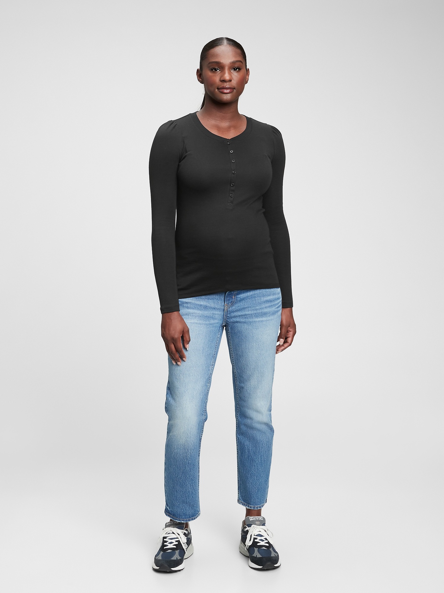 Gap Maternity Modern Henley Crewneck T-Shirt