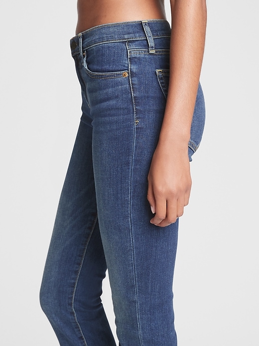 Image number 3 showing, Mid Rise Classic Straight Jeans With Washwell