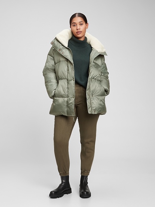 Image number 4 showing, Heavyweight 100% Recycled Oversized Sherpa Puffer Jacket