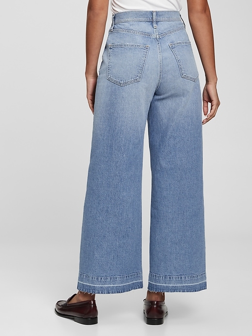 High Rise Pleated WideLeg Jeans with Washwell Gap