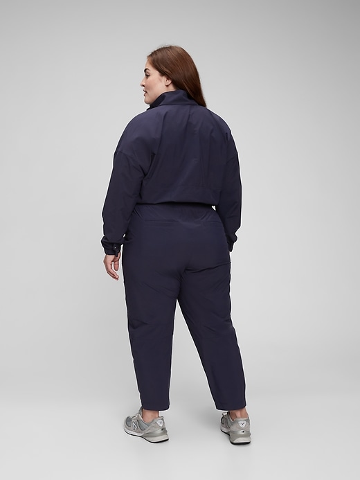 Image number 2 showing, GapFit Barrel Runaround Joggers