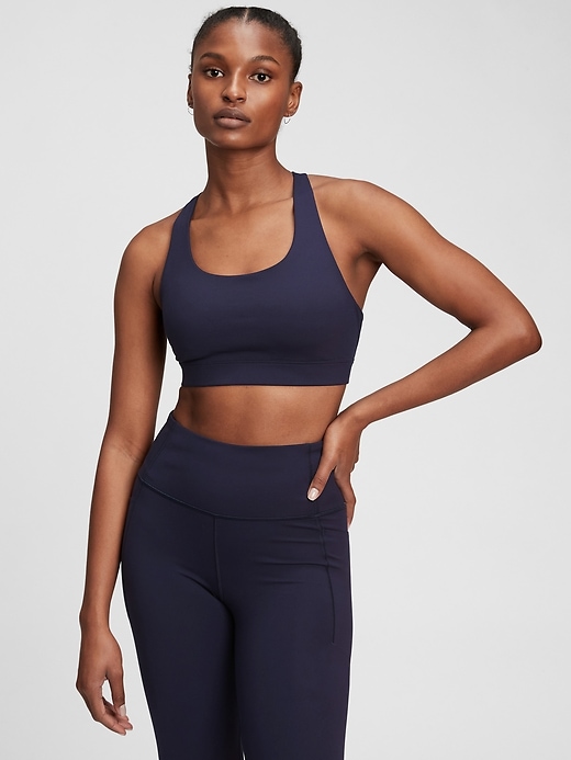 Image number 6 showing, GapFit Recycled Power Crossback Sports Bra