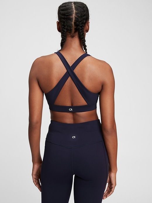 Image number 7 showing, GapFit Recycled Power Crossback Sports Bra