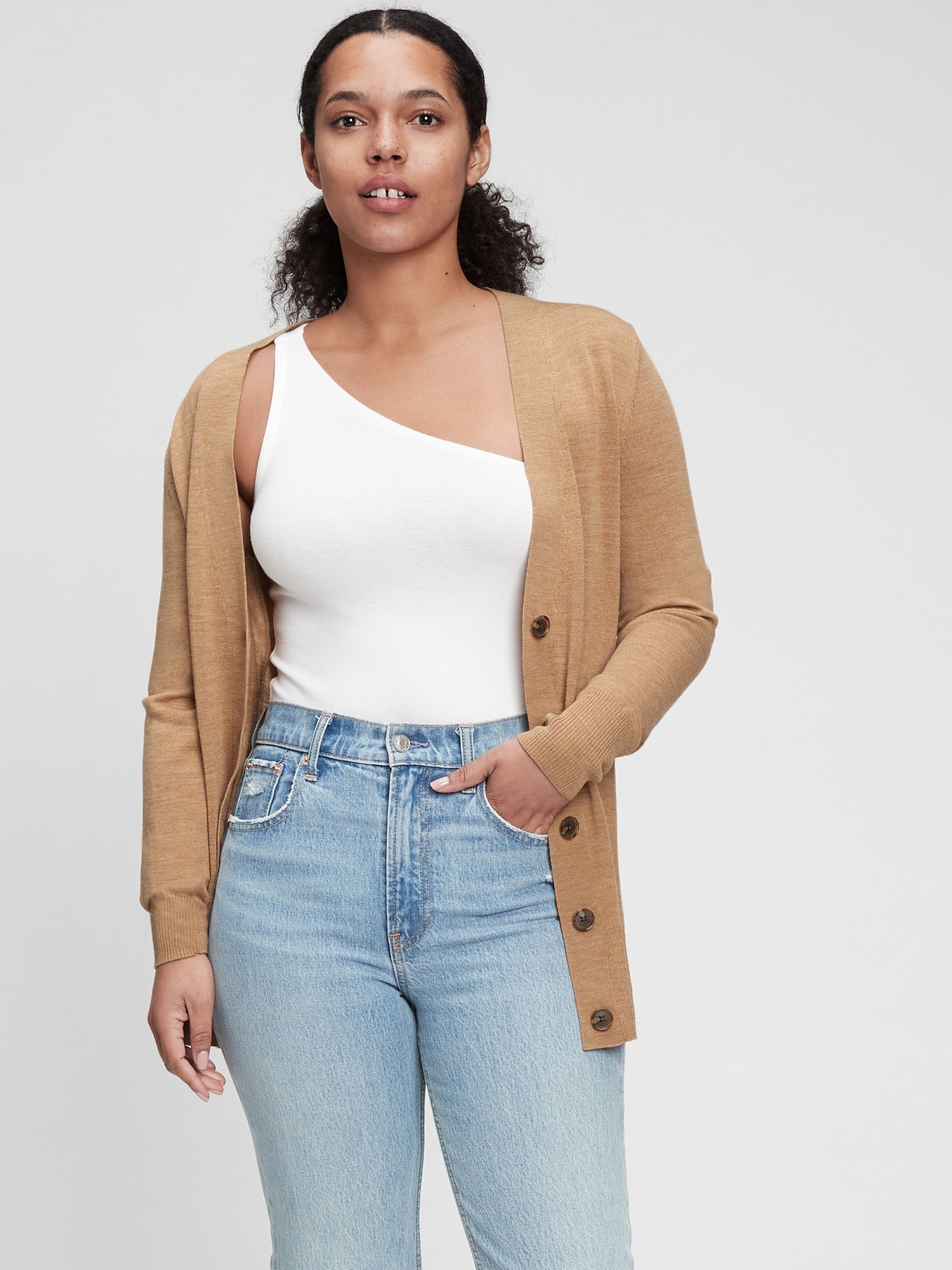 gap camel cardigan