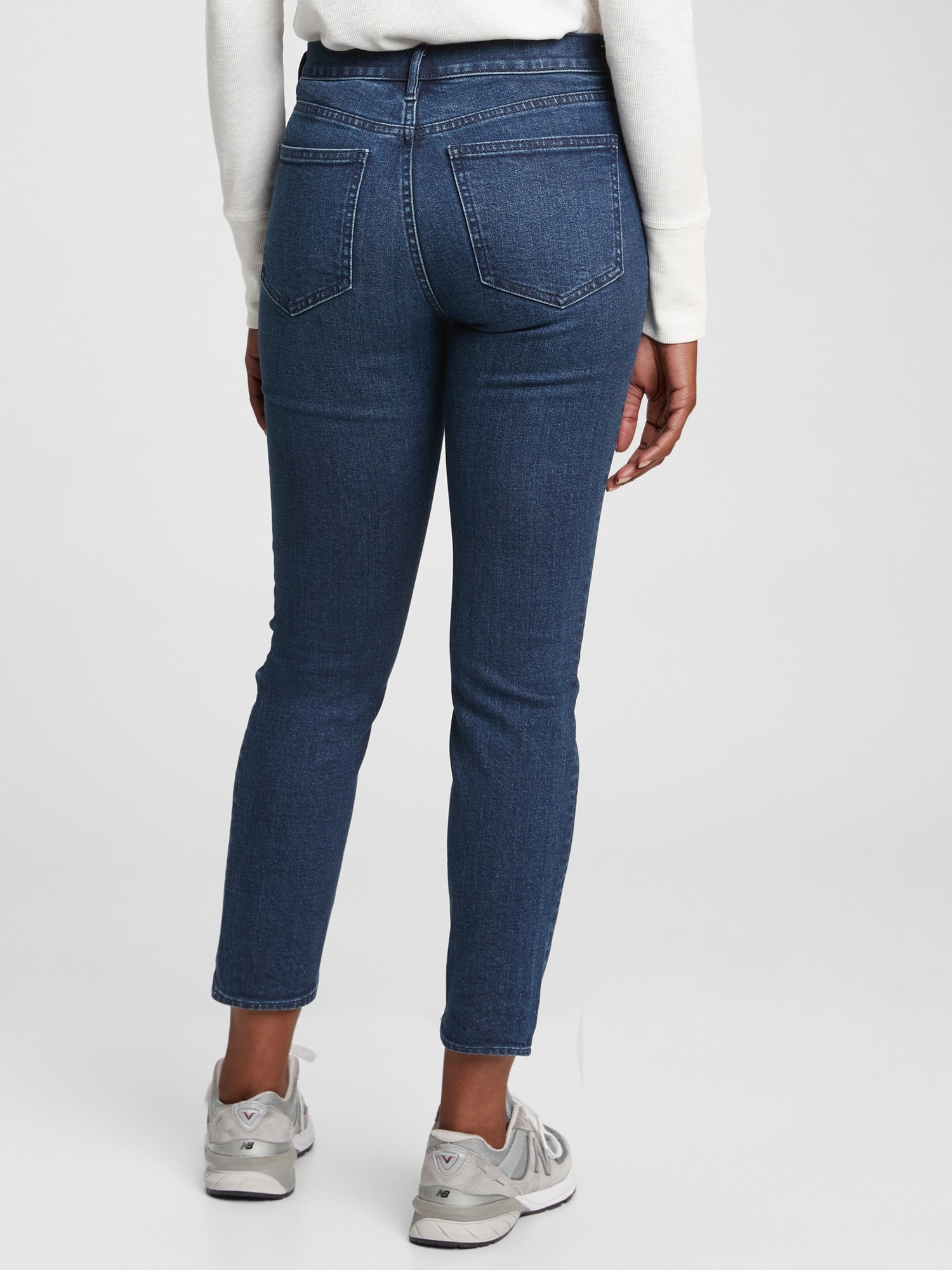 Mid Rise Vintage Slim Jeans | Gap