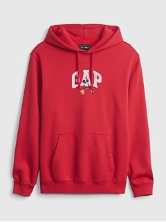 gap red sweatshirt