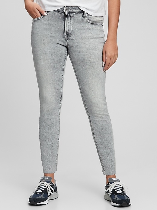 Gap Mid Rise Universal Legging Jeans with Washwell