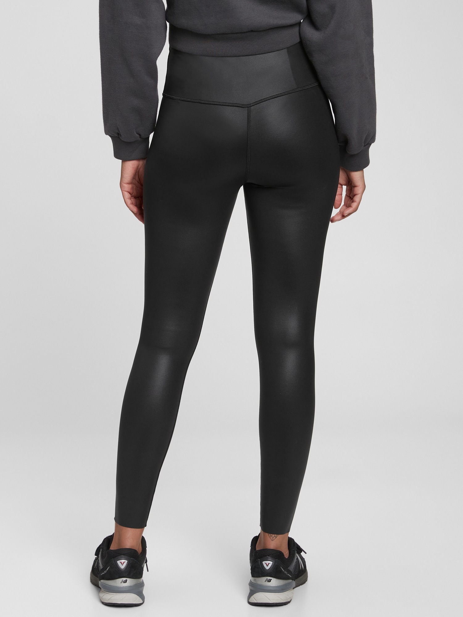 GapFit High Rise Recycled Power Shine 