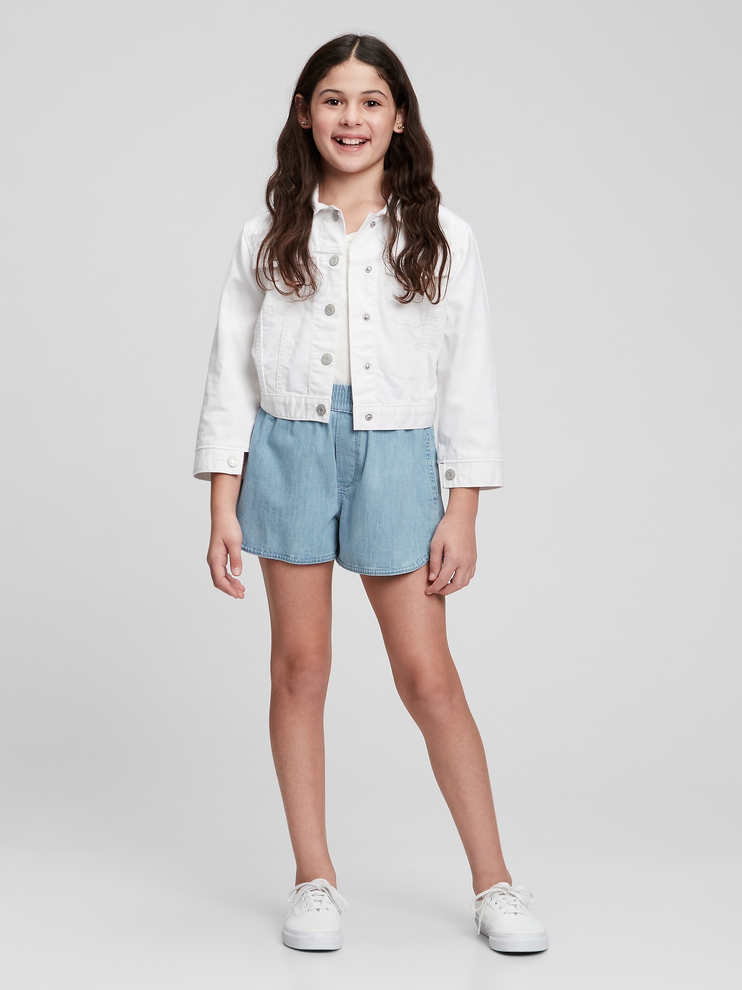gap dolphin shorts