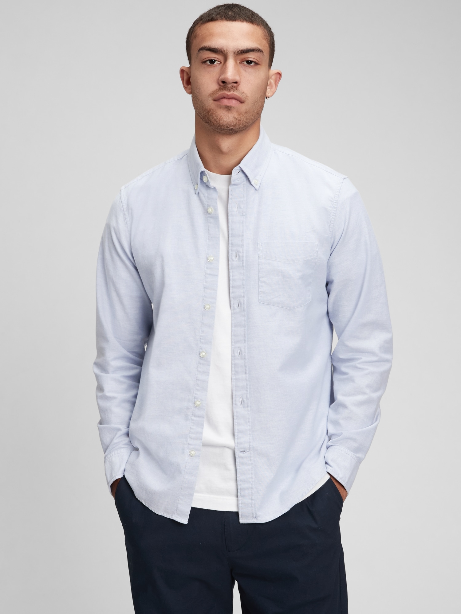 Gap Classic Oxford Shirt in Untucked Fit blue. 1