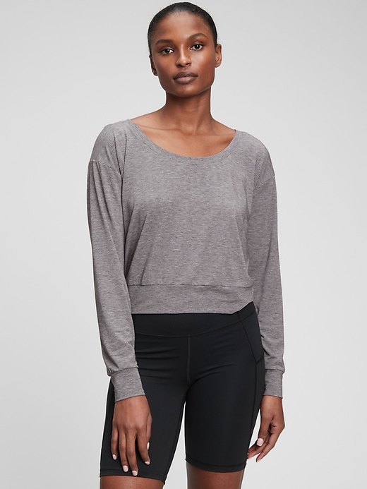 1 of 8 showing, with the color heather grey of product GapFit Breathe Cropped T-Shirt
