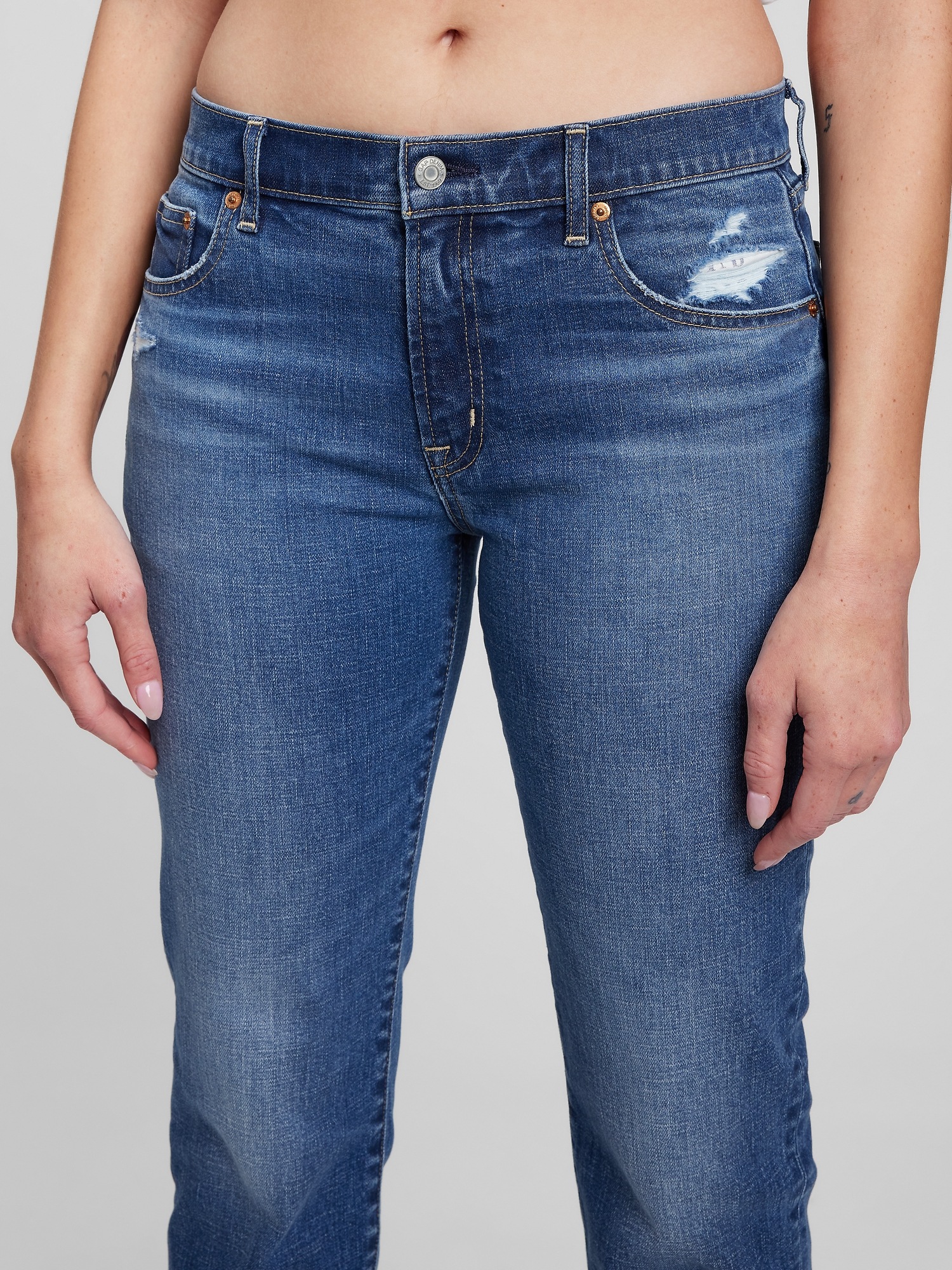 Mid Rise Girlfriend Jeans with Washwell 